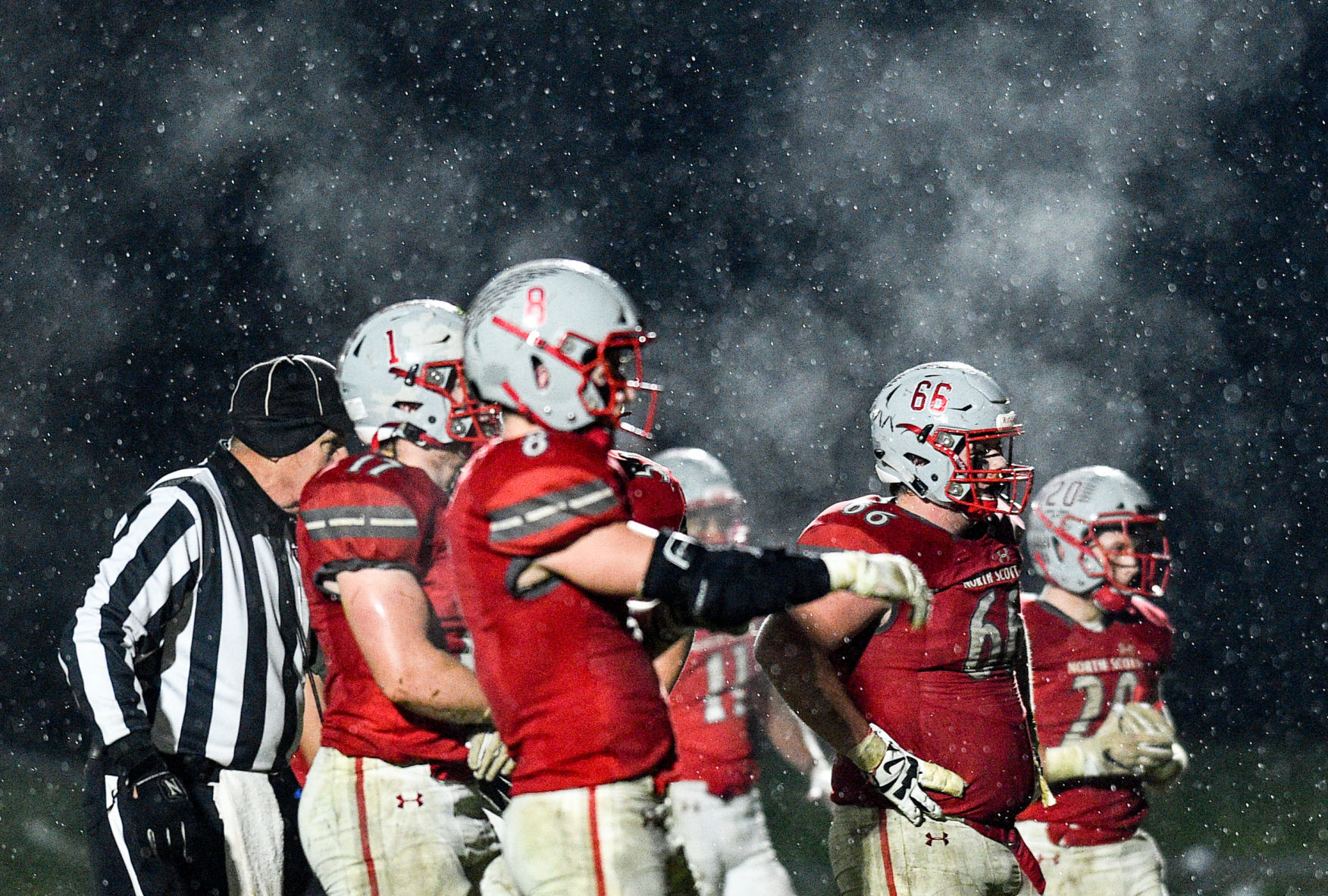110119-qct-spt-ns-xavier-fball-039a.jpg